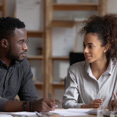 foto_de_consultoria_em_imagem_mostrando_no foto_de_consultoria_em_imagem_mostrando_no